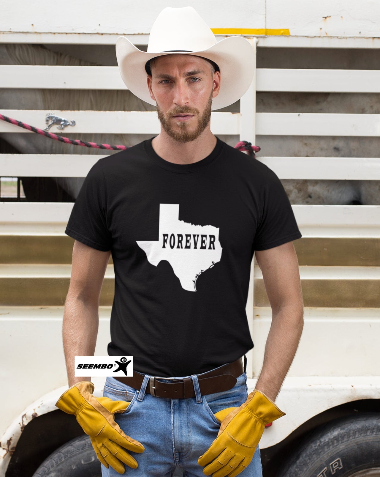 seembo-texas-forever-a-men-with-black-t-shirt-ipe43