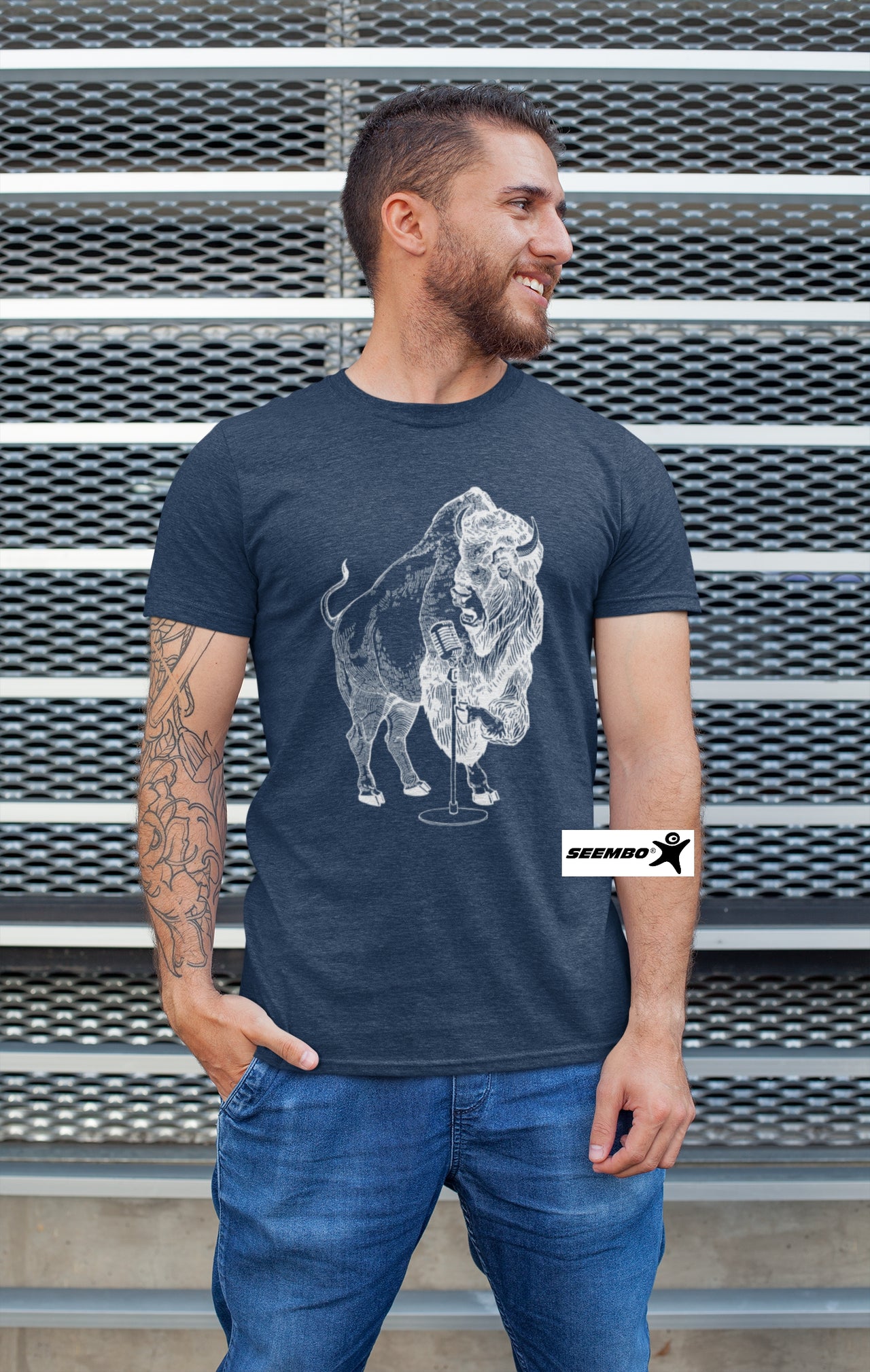 Bison Singing Karaoke Funny Buffalo Vocalist Rock Musician Men Tri-Blend T-Shirt