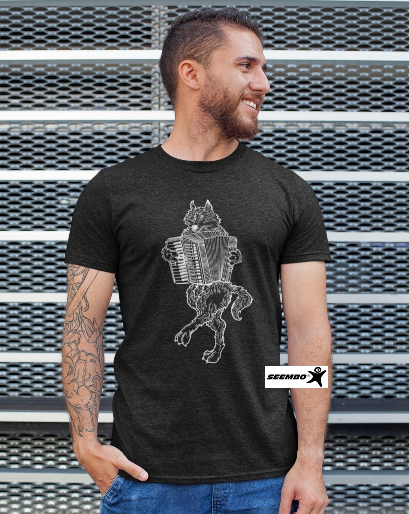 seembo-wolf-playing-accordion-accordionist-men-t-shirt-vintage-black-color